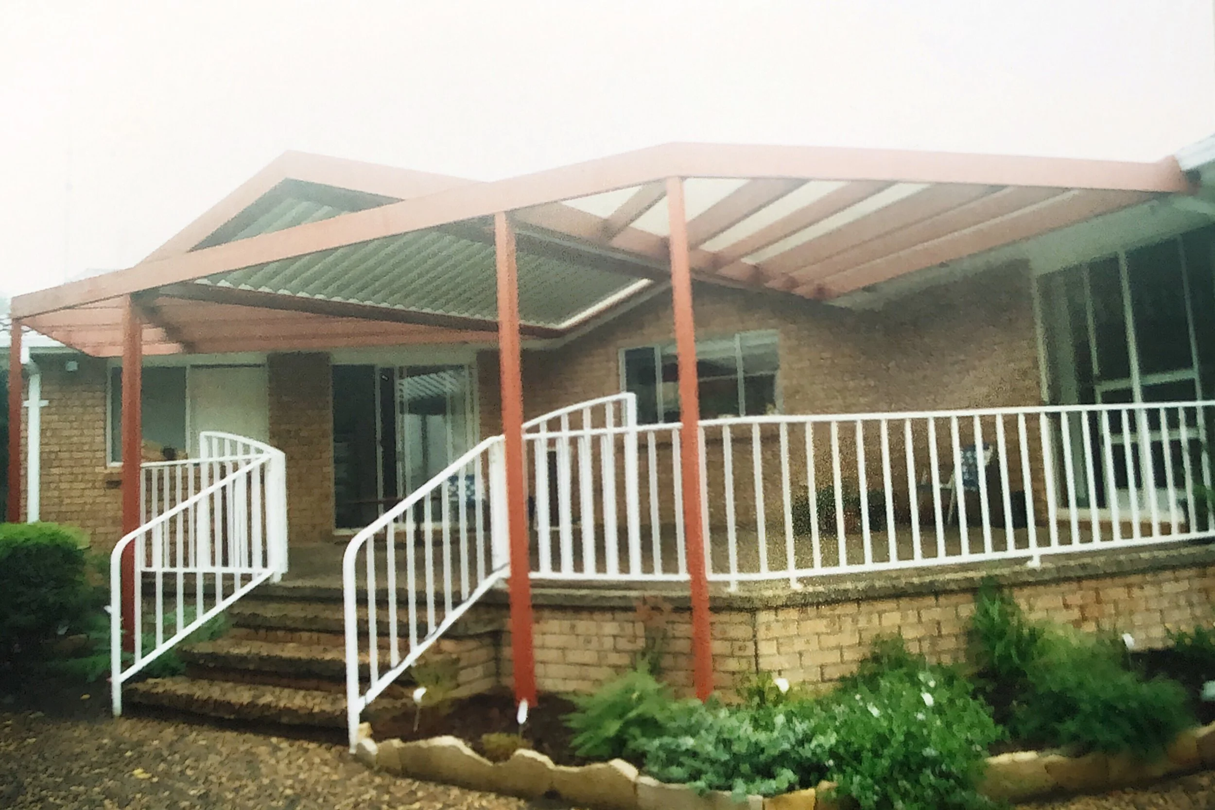 gable over verandah with polygal.jpg