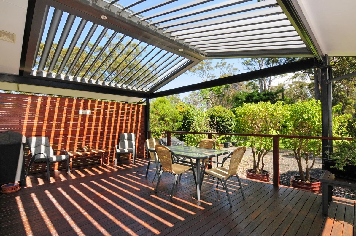 gabled vergola 2 bay over deck.jpg
