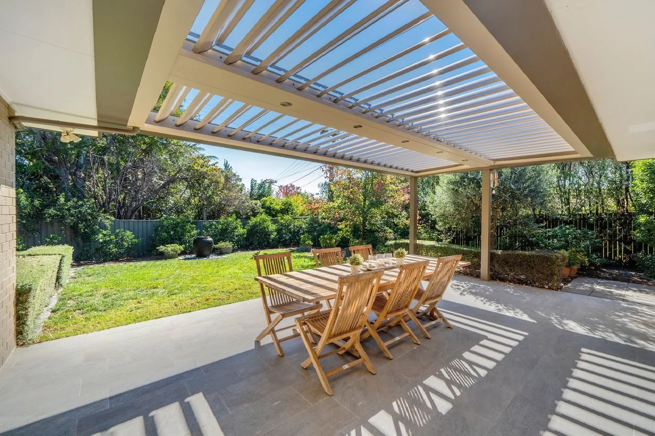 2 unit double centre backyard.jpg