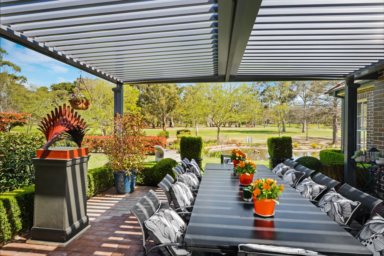 aluminium iron stone flat 2 unit garden.jpg