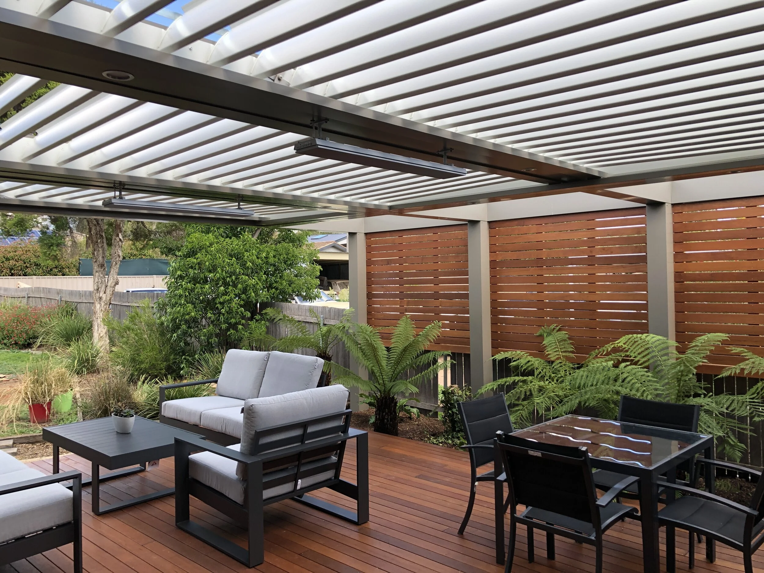 3 bay vergola heatstrip deck box beam.JPG