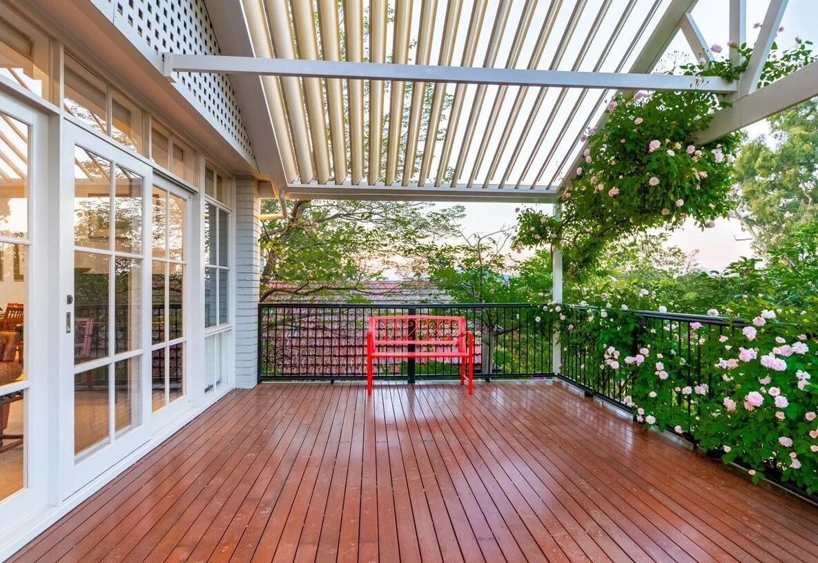2 bay gable over deck close.jpg
