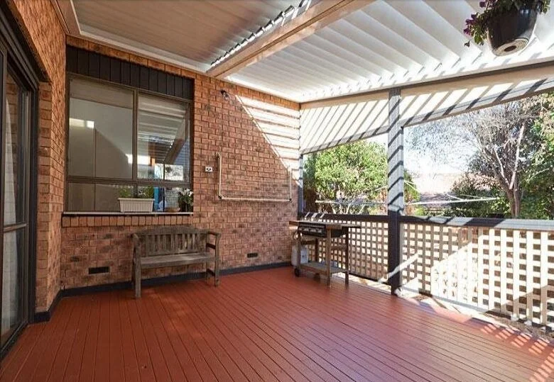 2 bay raking classic cream over deck.jpg