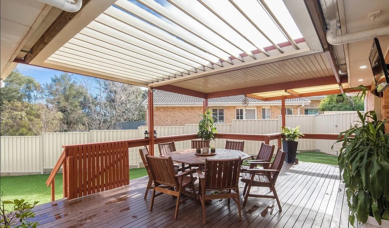 classic cream single unit deck combo roof.jpg