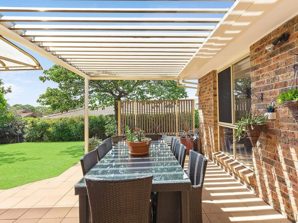 single bay cream alfresco.jpg