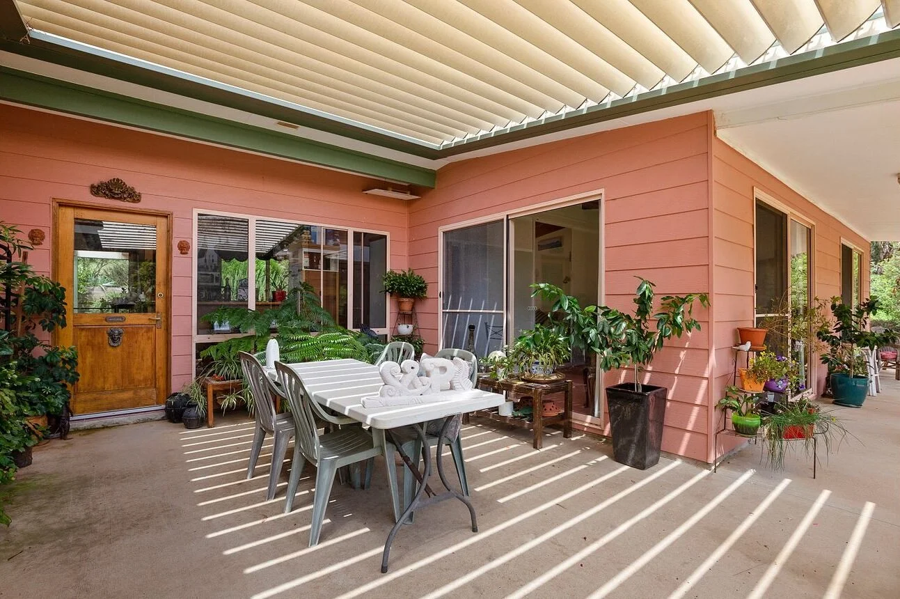 classic cream and wilderness single bay insert.jpg