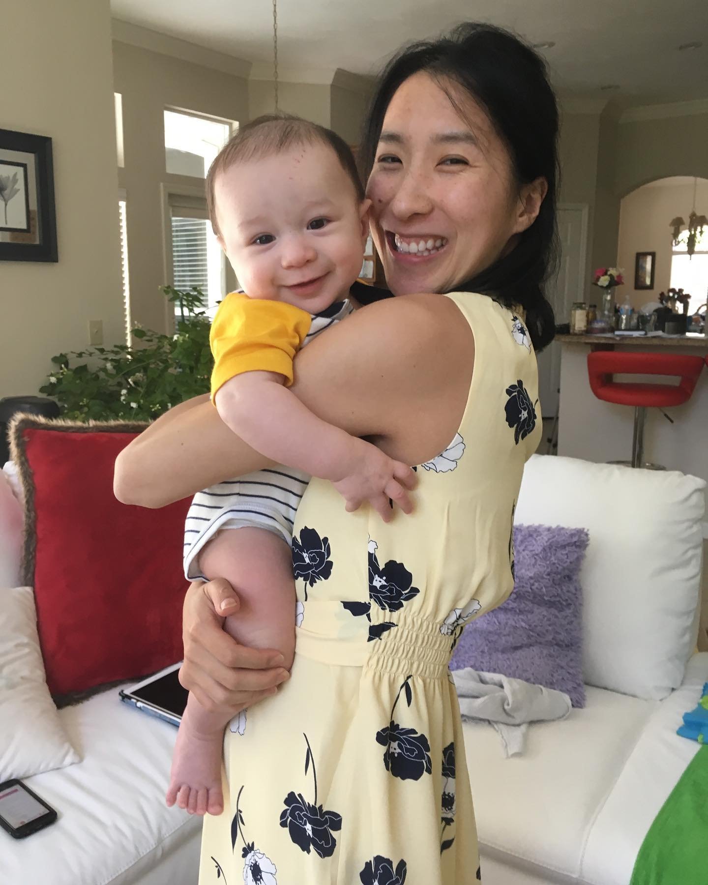 Hello hello! 🙋🏻‍♀️ I’m surfacing again after what appears to be a 7-month hibernation period. Though truthfully, I’ve done everything other than hibernate. The months after Niki’s birth have been the most trying—physical