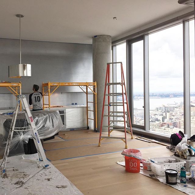 Not too shabby of a job-site view. // Collab with designer @ascential_life in #NYC
&bull;
&bull;
&bull;
&bull;
#designdetails #interiordesign #designinspo #designcrush #interiors #interiorinspo #ctdesigner #nydesigner #ctliving #cthomes #housedwell #