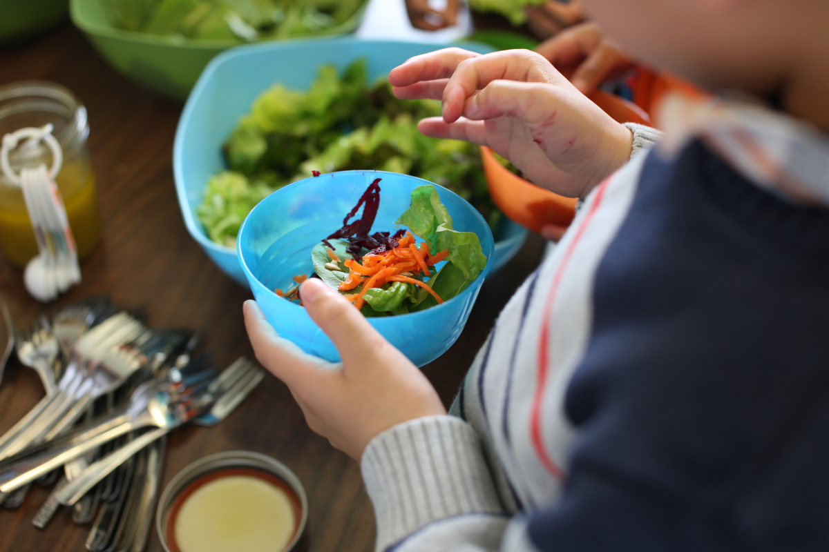 kids-cooking-skills-salad.jpg