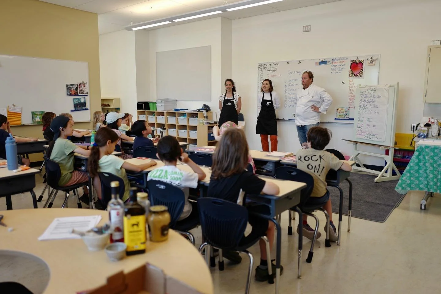 🌱 We&rsquo;re Hiring our next Executive Director! 🌱

For 20 years, Growing Chefs has been helping kids connect to food, how it grows, how it&rsquo;s prepared, and how it sustains us. What started as a handful of chefs volunteering in classrooms has