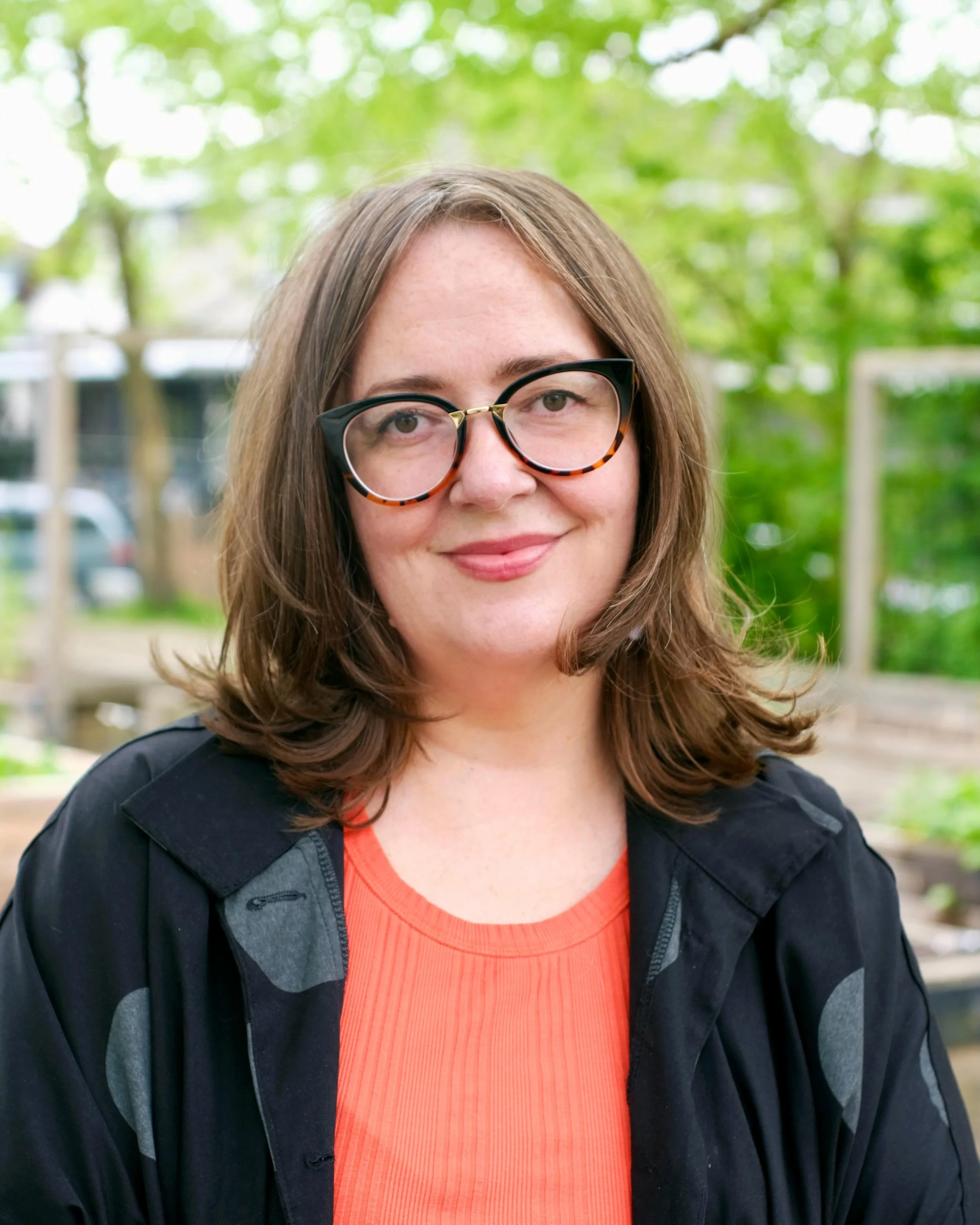 Please welcome our new Executive Director, Carol Neuman 🌱

From growing up on an Alberta farm to leading mission-driven organizations, including One to One Literacy and the Alberta Student Executive Council, Carol brings a deep belief that food educ