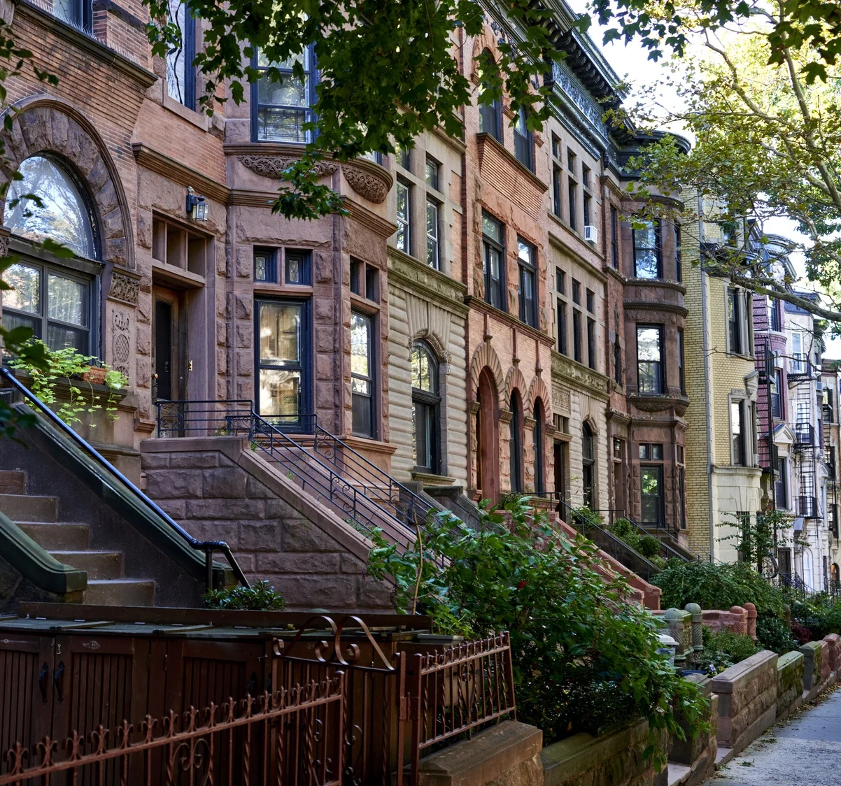 NYC-brownstones.jpg