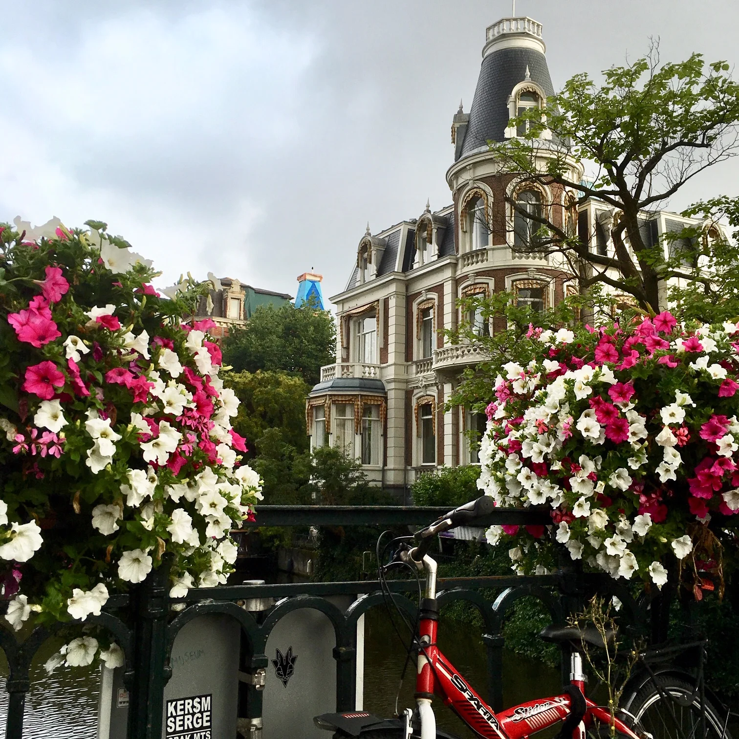 Ed S Quick Guide To Amsterdam Dutch Perfection