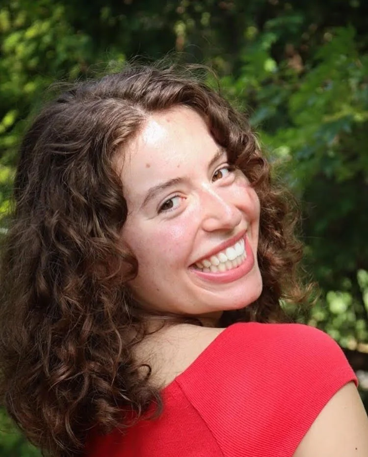 KATE VEAK (Norma) . Kate is ecstatic to be in her first Capital City Theatre production! She participated in the Find Your Light Intermediate program in 2016. Past favorite roles include the Witch in Into the Woods (Verona Area High School), Anita in West Side Story (Verona Area Community Theater), Leading Player in Pippin (VAHS) and Miss Andrew in Mary Poppins (VAHS). She would like to thank her amazing family for all of their support.