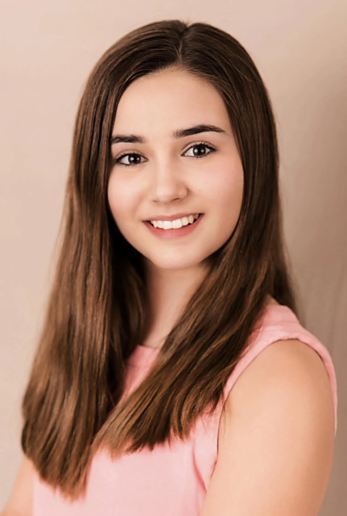 MALEA NIESEN (Helen) is extremely excited to be a part of the production of Carrie! A sophomore at Sauk Prairie High School, Malea has been doing theatre for her whole life. She played Winnie Foster in the regional premier of Tuck Everlasting with CTM and recently was dance captain for the production Willy Wonka at CTM. Carrie is her first show with Capital City Theatre, although Malea has participated in Capital City Theatre’s Find Your Light program for the past two years. She would like to thank both of her parents for supporting her, her sister for always being there for her, and Andrew Abrams and Gail Becker for helping her become the best performer she can be!