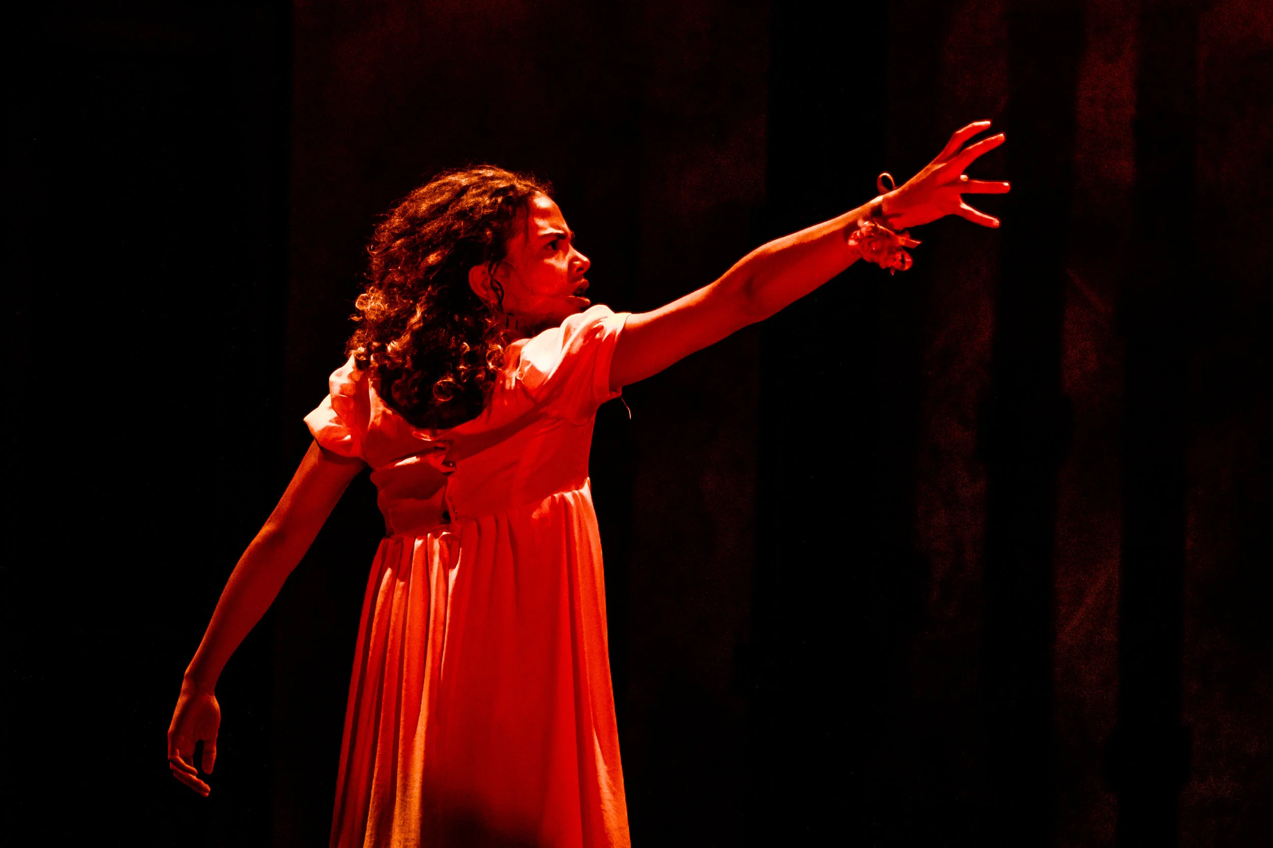 KATSTIENNON_Carrie-4.jpg
