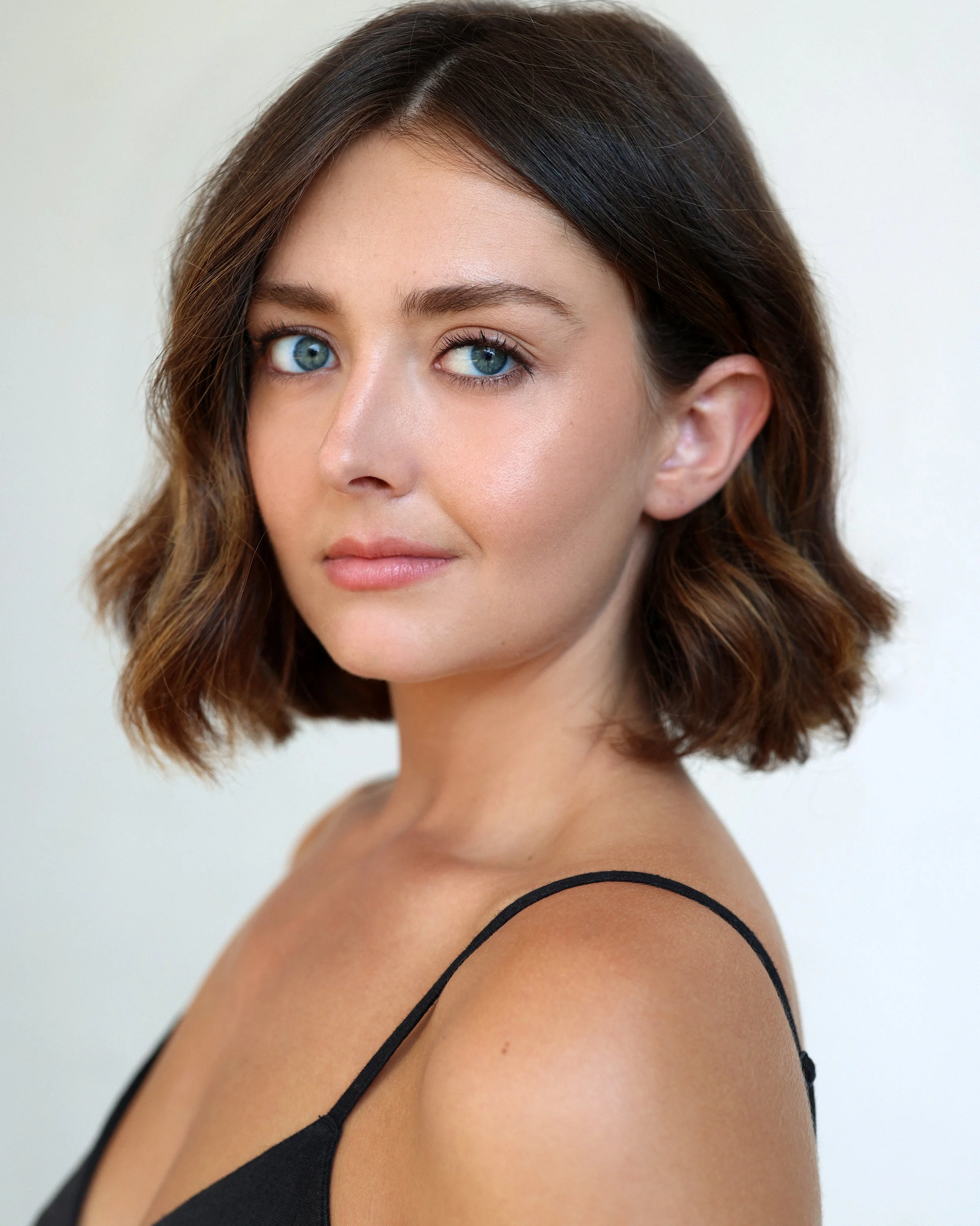 Kailey Boyle (Violet Bick)