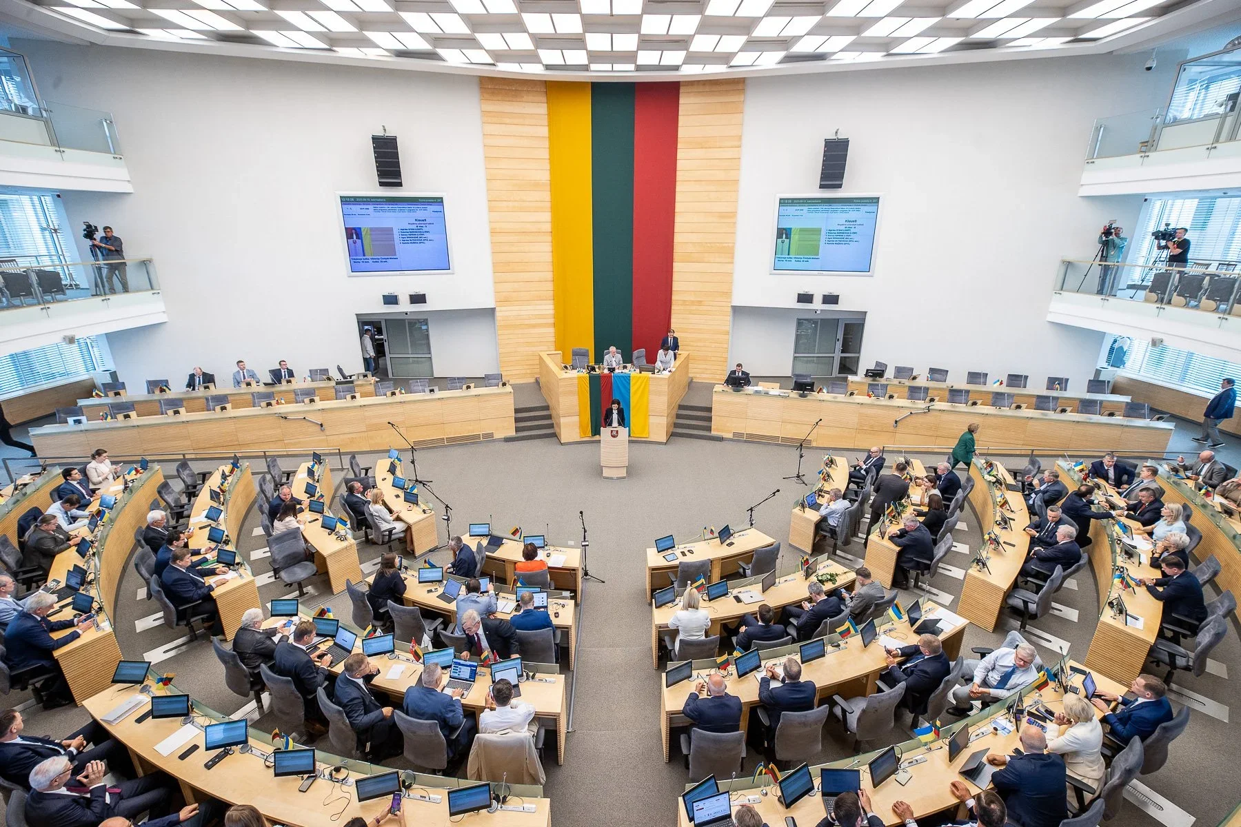 Lithuania Announces Controversial Coalition Agreement with Antisemitic Party