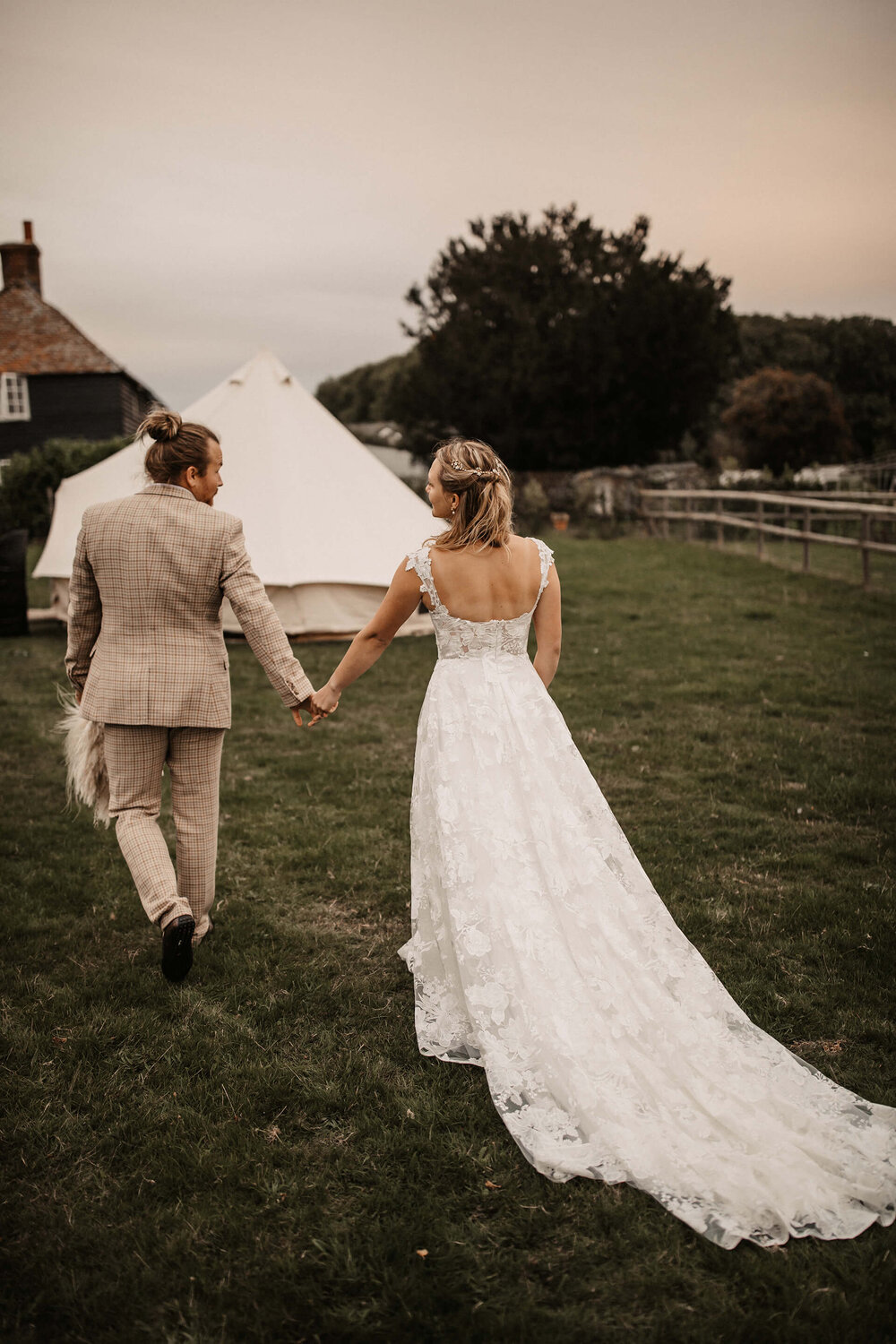 boho bell tent wedding shoot kent 21.jpg