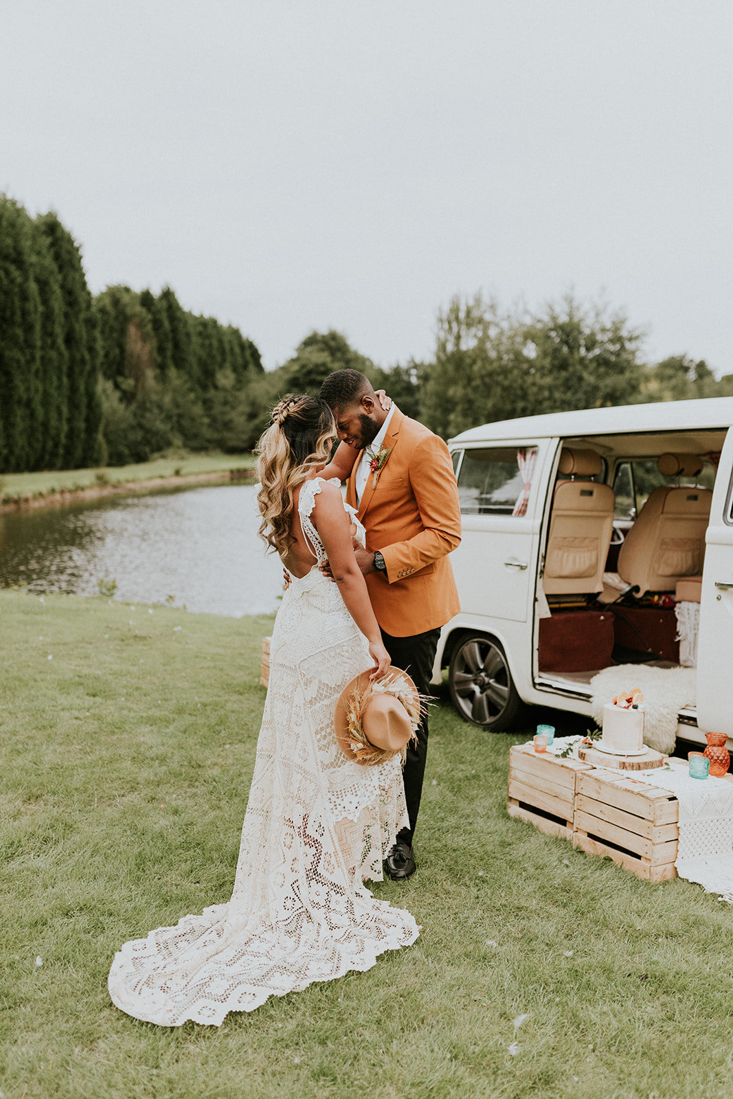 free-spirited-camper-van-elopement-spirit-lake-fiesta-fields-surrey