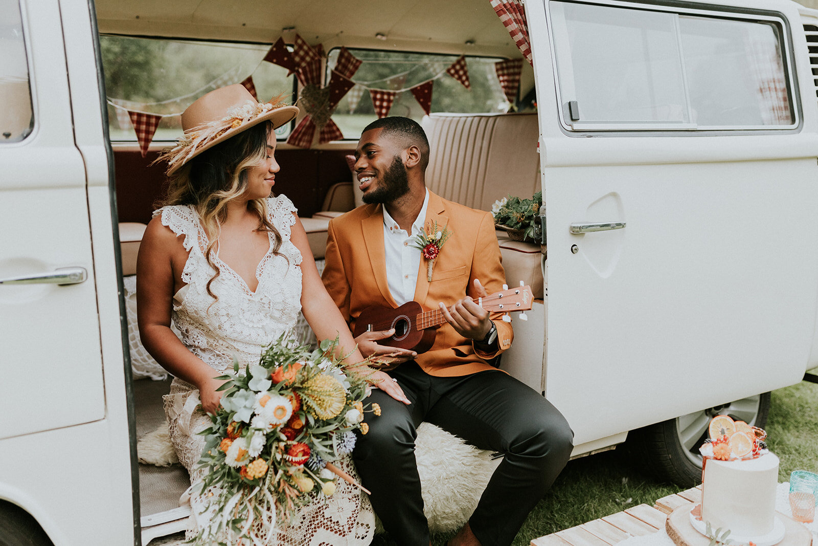 free-spirited-camper-van-elopement-spirit-lake-fiesta-fields-surrey