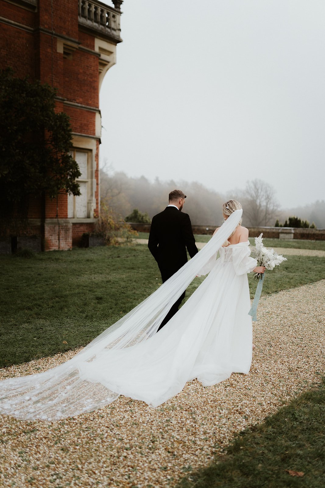Romantic and elegant Winter wedding shoot, Minley Manor 10.jpg