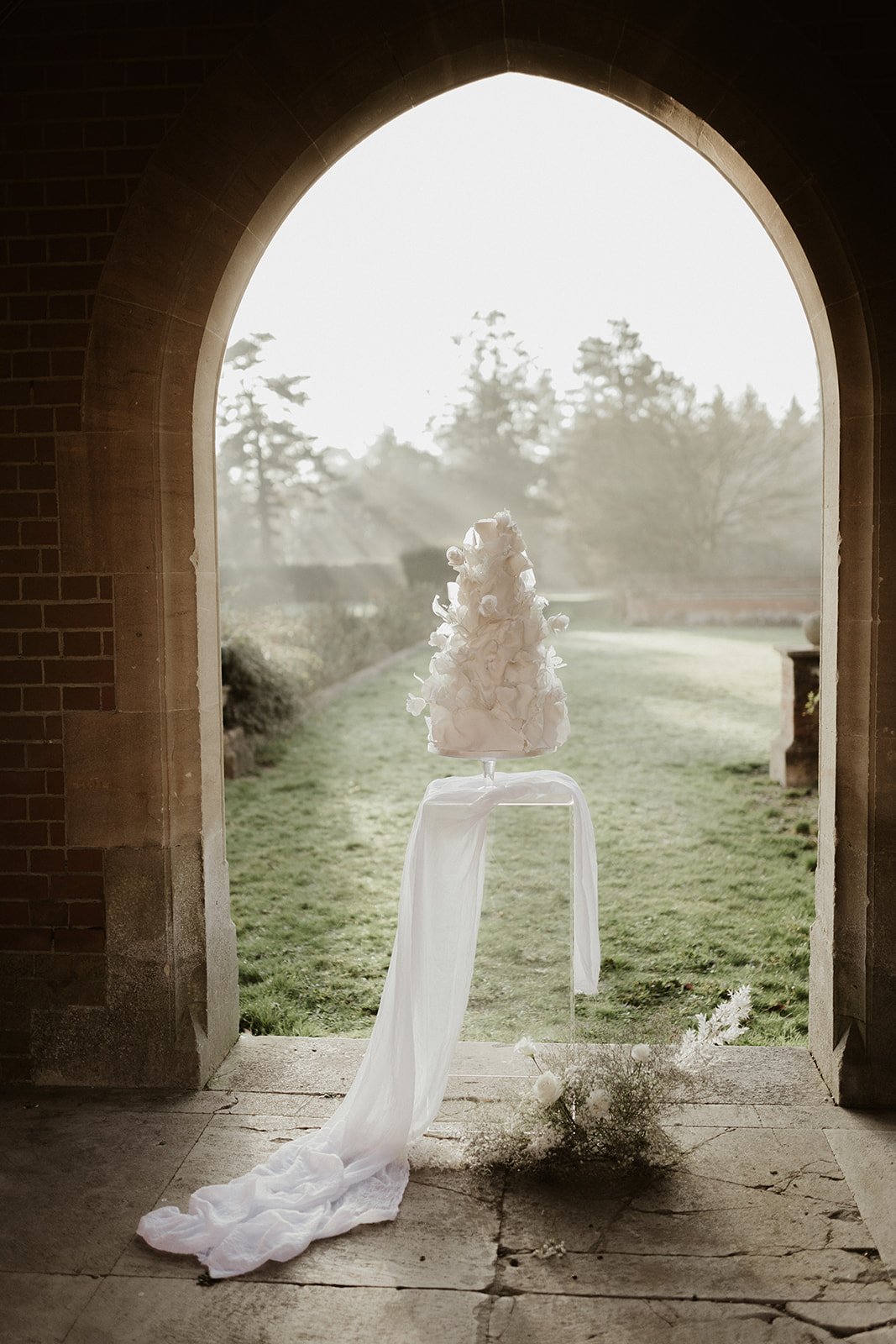 Romantic and elegant Winter wedding shoot, Minley Manor 3.jpg