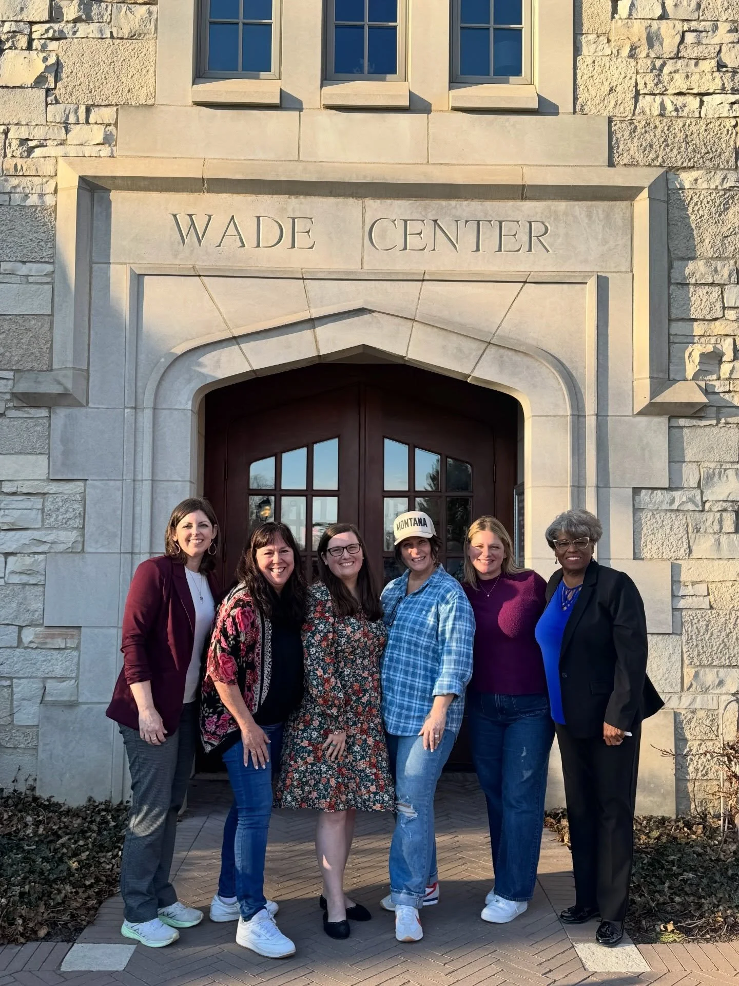 March Photo Dump🏃🏼&zwj;♀️&zwj;➡️🏃🏼&zwj;♀️&zwj;➡️🏃🏼&zwj;♀️&zwj;➡️

🌟 Doctoral Cohort at @wheatoncollegeil 
🌟 @exponential_us with the Trellis Crew 
🌟 Visit with my wonderful aunt and uncle in AMI
🌟 Hope Chapel Fam
🌟 Epic Day at Epic Univers