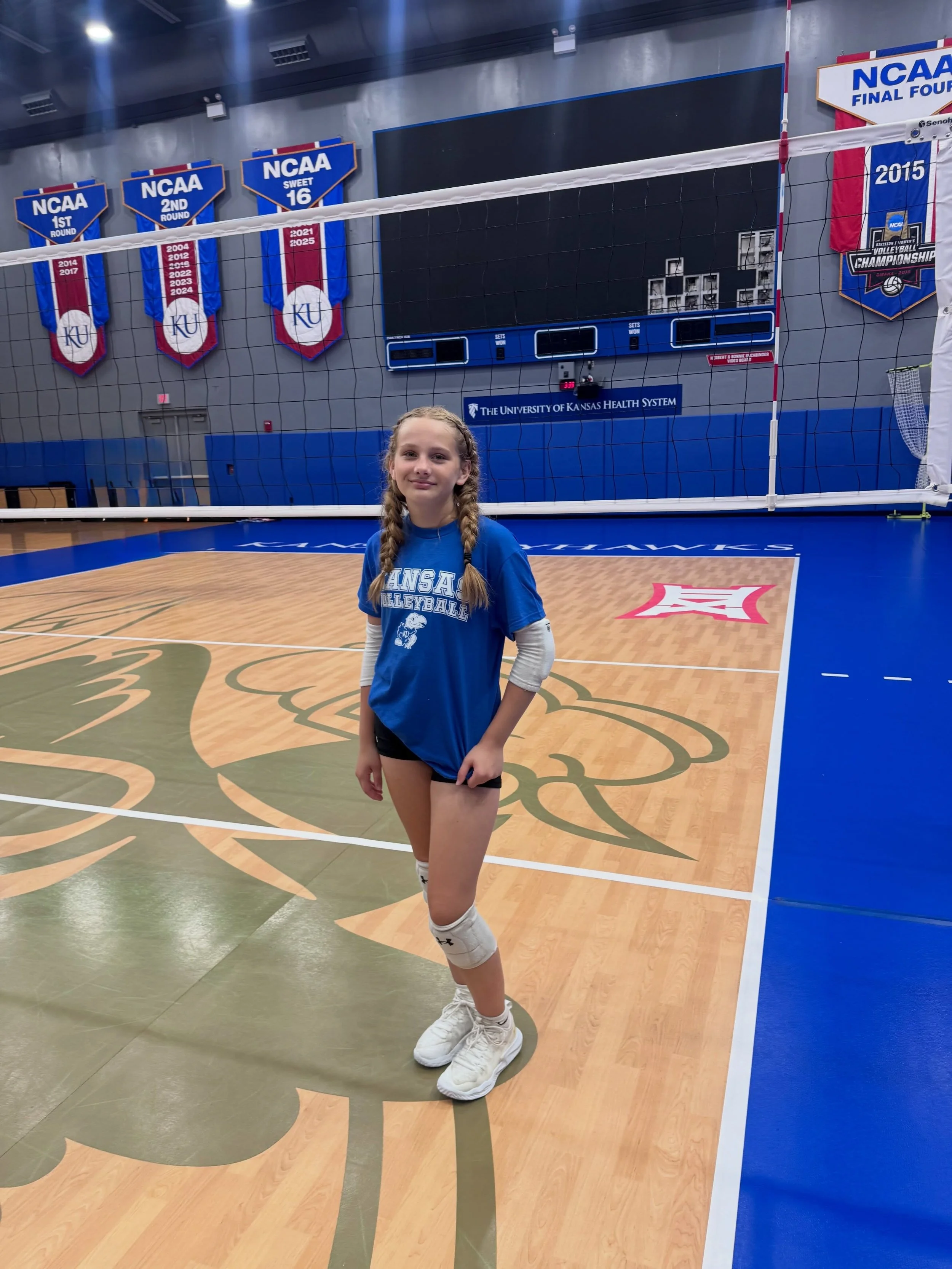 ✨ May Photo Dump✨ 

🏐 KU volleyball camp + 4v4 Gold Bracket Finals
✝️ Mothers Day + Hope Chapel 
🌳 Backyard hangs 
📚 Academic Awards + Band concert 
🎓 All things graduation 
🦈 Hosting family 
💕 Honoring Grandma
🎵 Ben Rector + KC Symphony 

Ful