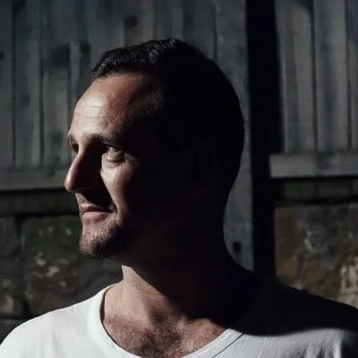 Interview with Gavin Robins