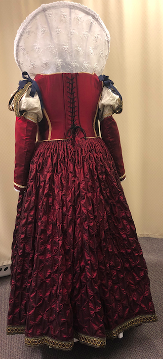 Elizabethan Dress