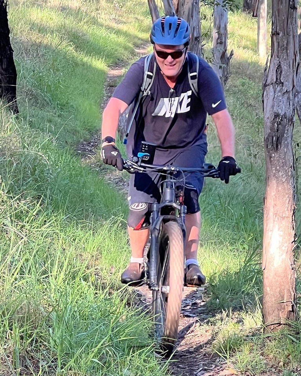 Saturday Social Ride in action. 

Every Saturday at 7am there is a loop of the Common, including a Flow finish.

See you next Saturday&hellip;. #ridedungog #dungog