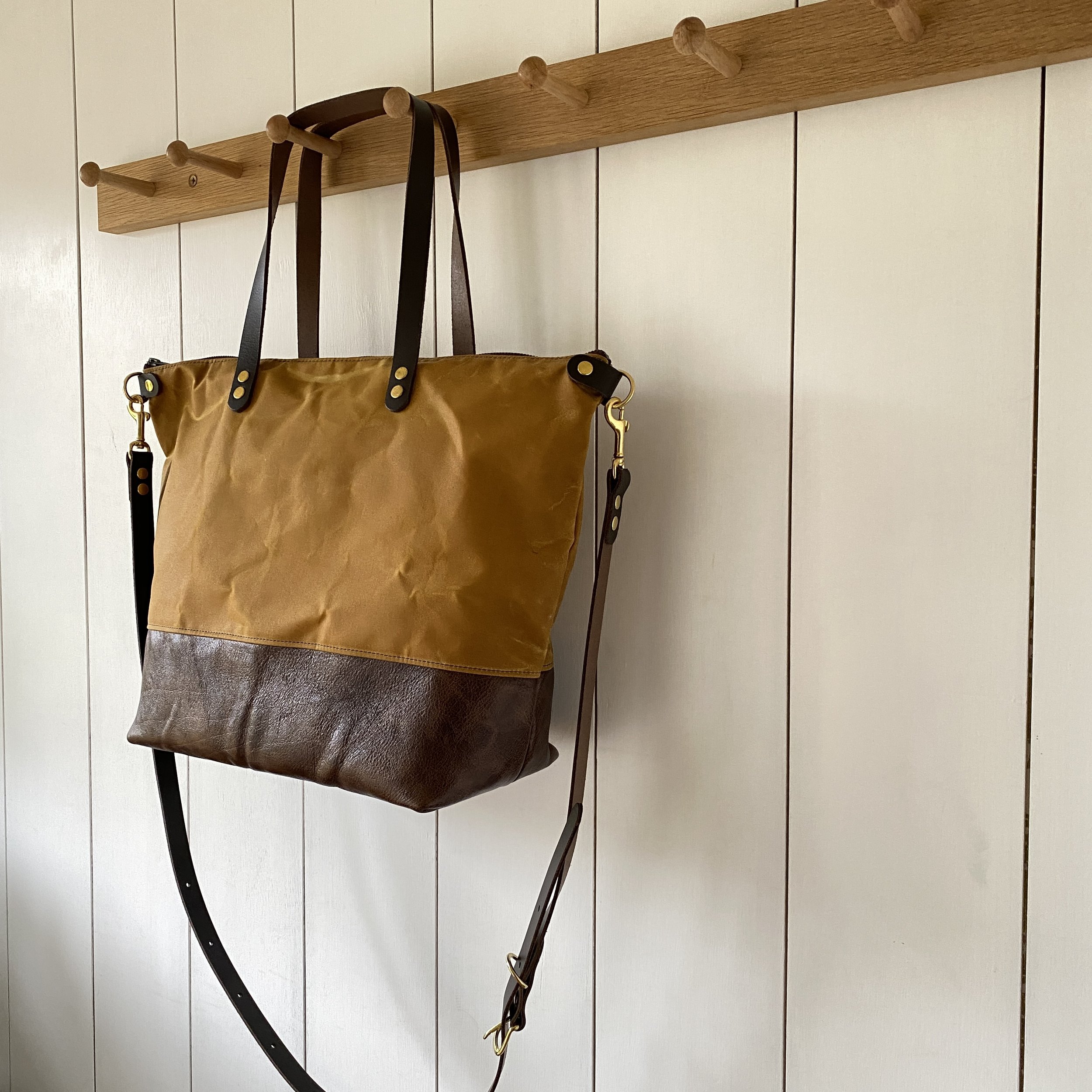understated unfussy plain yet stylish Scottish wax canvas bags