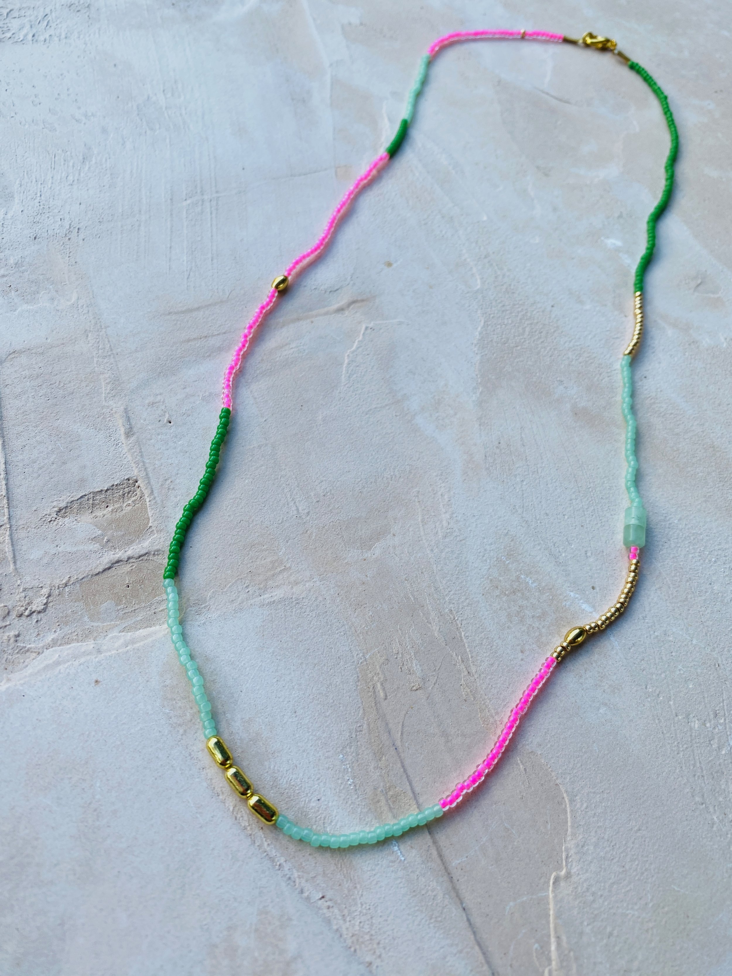 pink-gree-modern-beaded-necklace.jpeg