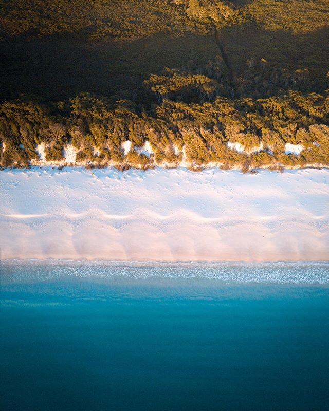 Happy #topdowntuesday frothers. As part of the #dronefromhomeffa second prize I was lucky enough to receive @merrwatson preset pack. I thought I&rsquo;d install them and have a go at editing one of my images from Hyams Beach with her style. I used on