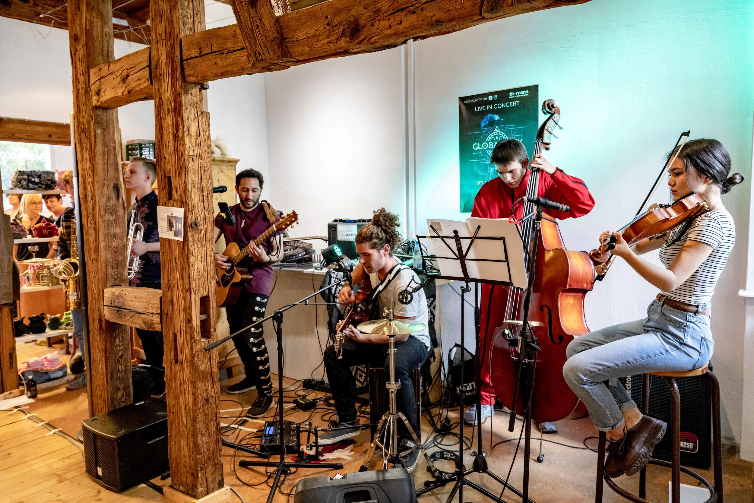 Musikalischer Abend: Globalivity