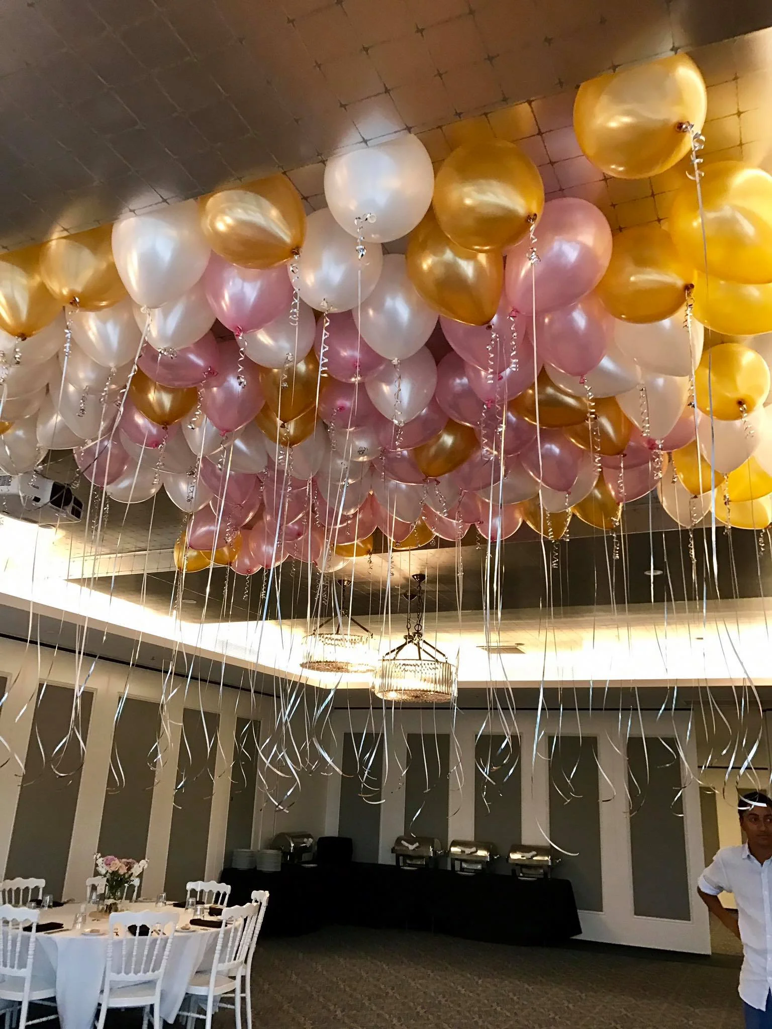 loose balloons $2 each.jpg