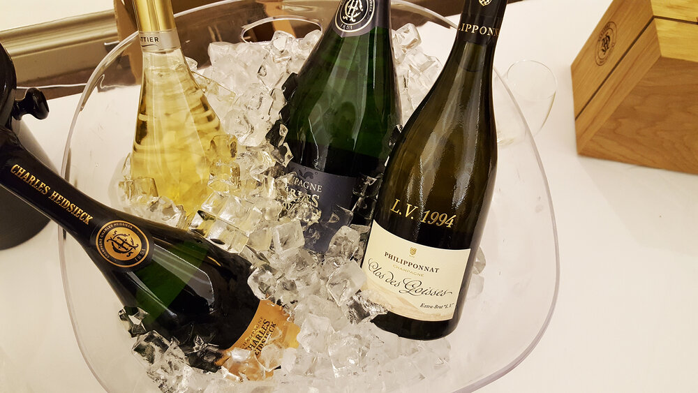 Waiting for our guests to arrive…. not all ice buckets cool the same kind of bottles… 