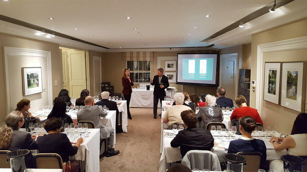  Joanna Simon and Anthony Rose in full action, giving the evening’s introductory remarks and an overview of the Champagne region’s terroir and profile 