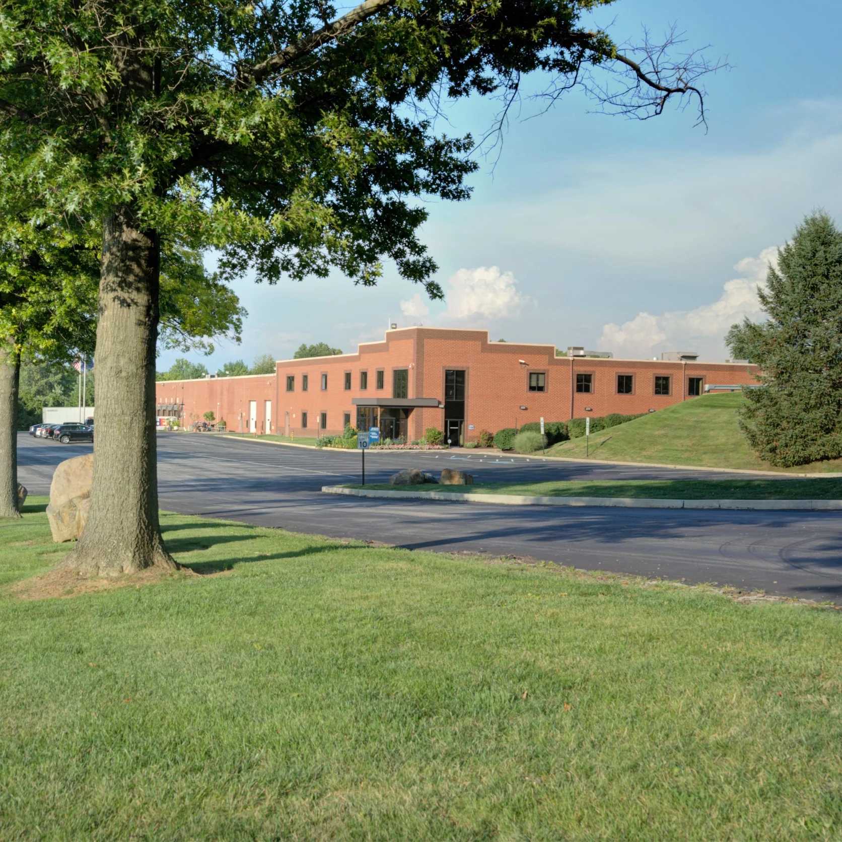 Ground+Exterior_03.jpg