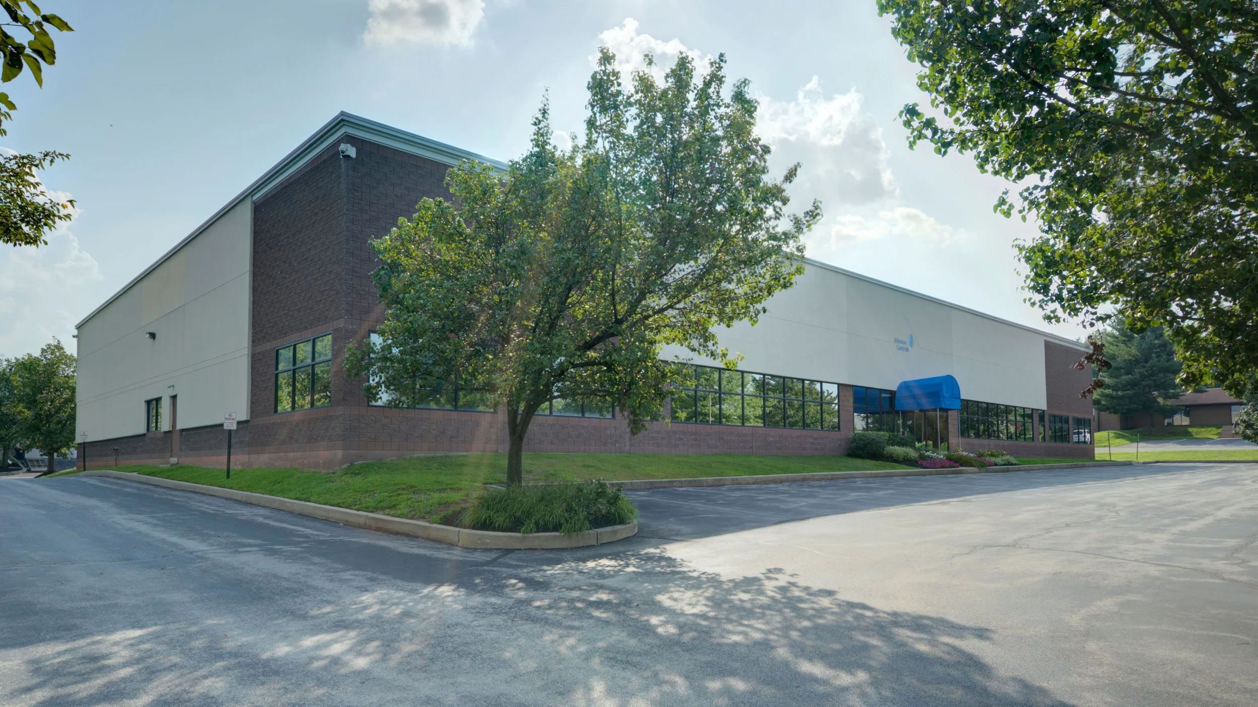 Ground+Exterior_04.jpg