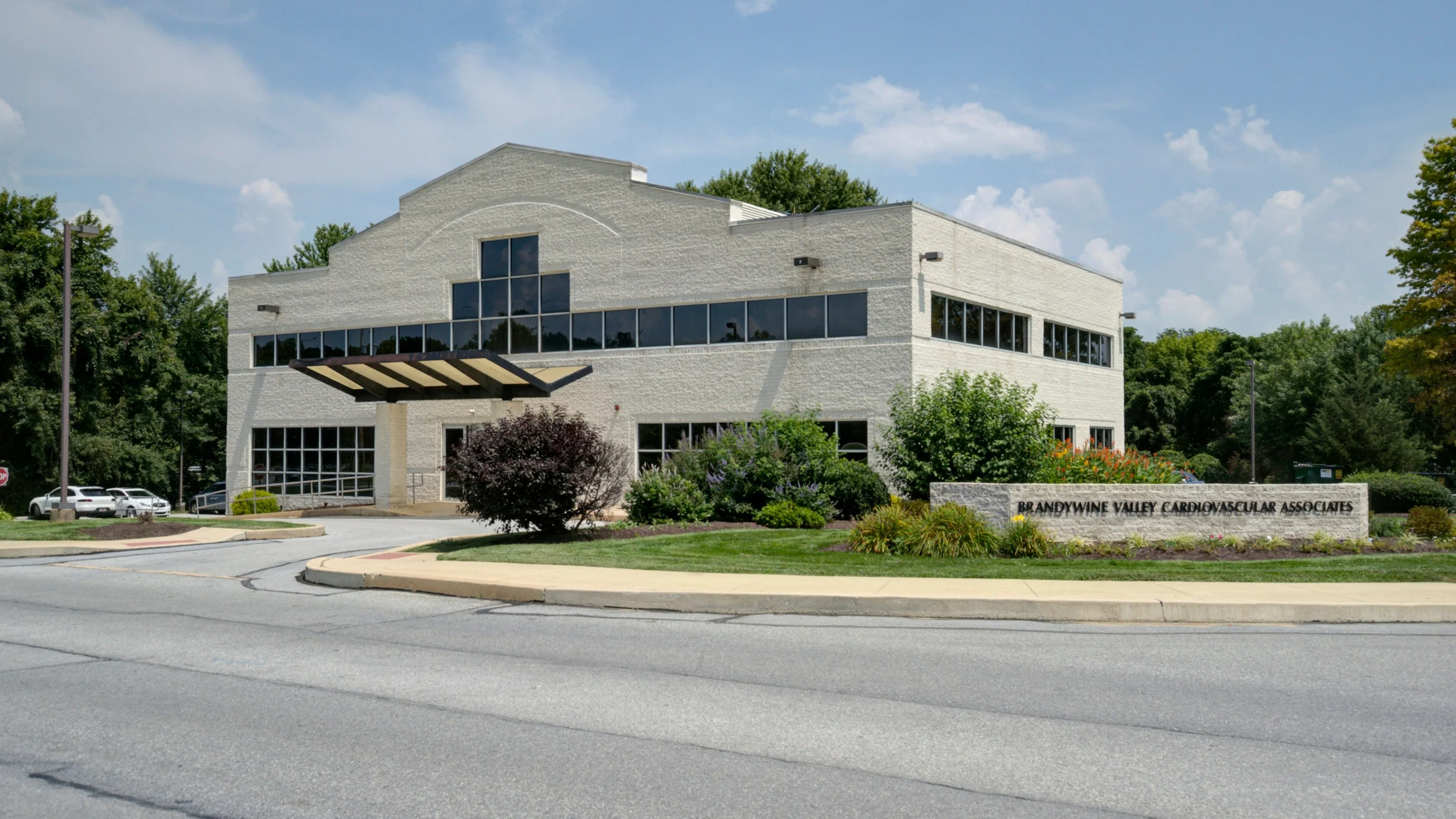 Ground+Exterior_03.jpg
