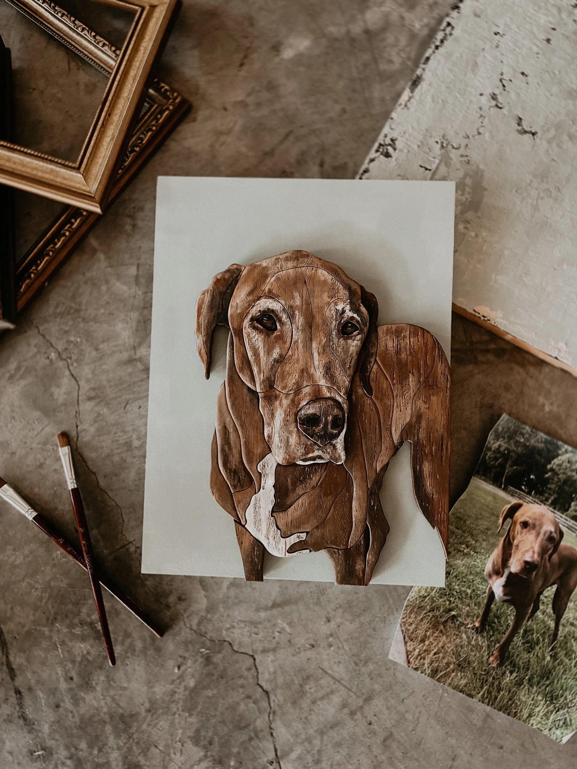 3D wooden dog portrait 