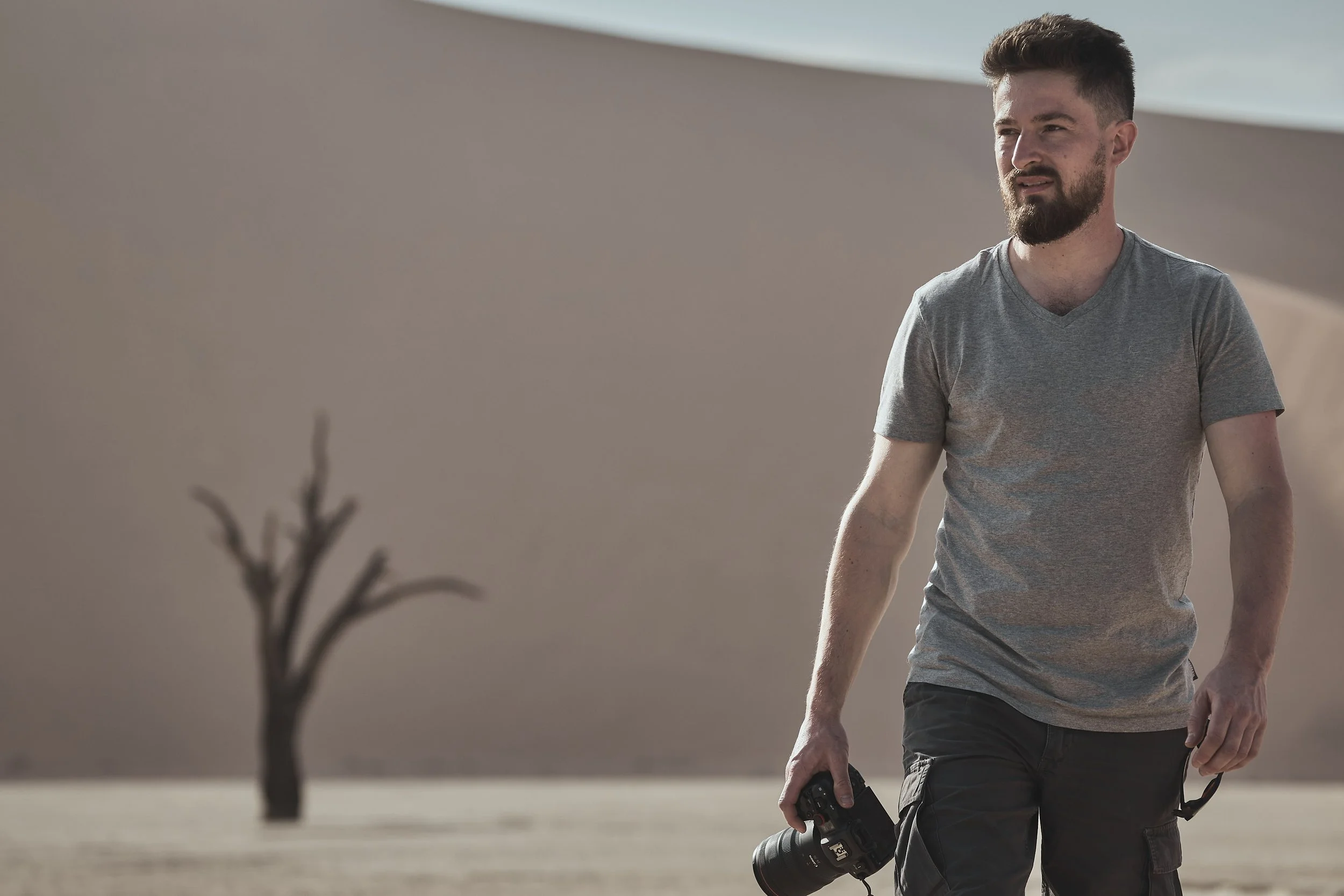 Best Wildlife Photography Cameras for Beginners in 2026 (Top Picks &amp; Buying Guide)