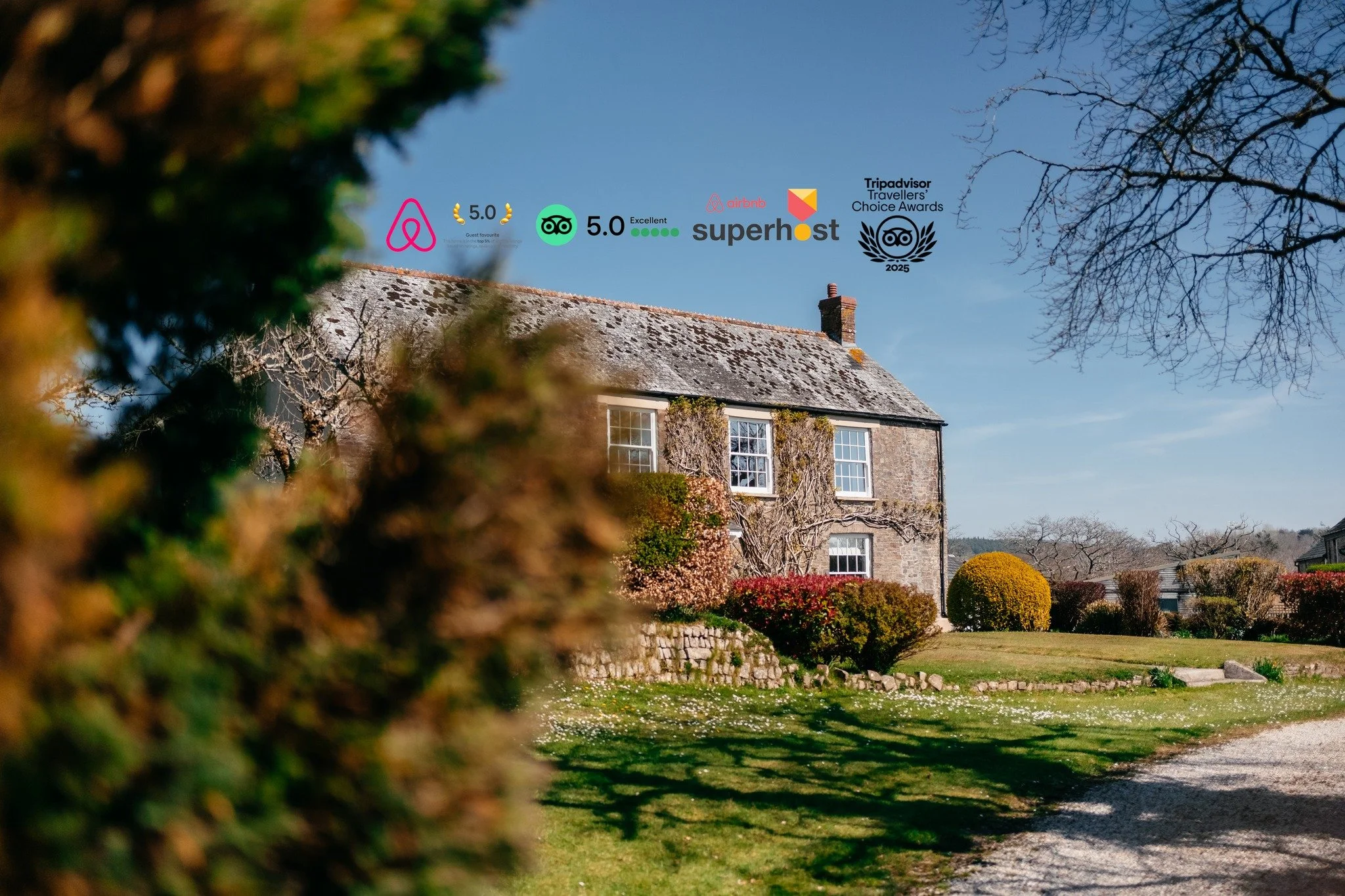 ✨ GIVEAWAY TIME ✨

We&rsquo;re giving you the chance to win a secret prize here at Libbear Barton 🌿🏡

To enter:
🤍 Follow us on Facebook &amp; Instagram
🤍 Like this post
🤍 Tag 3 friends you&rsquo;d bring with you

Bonus entry: Share this post to 