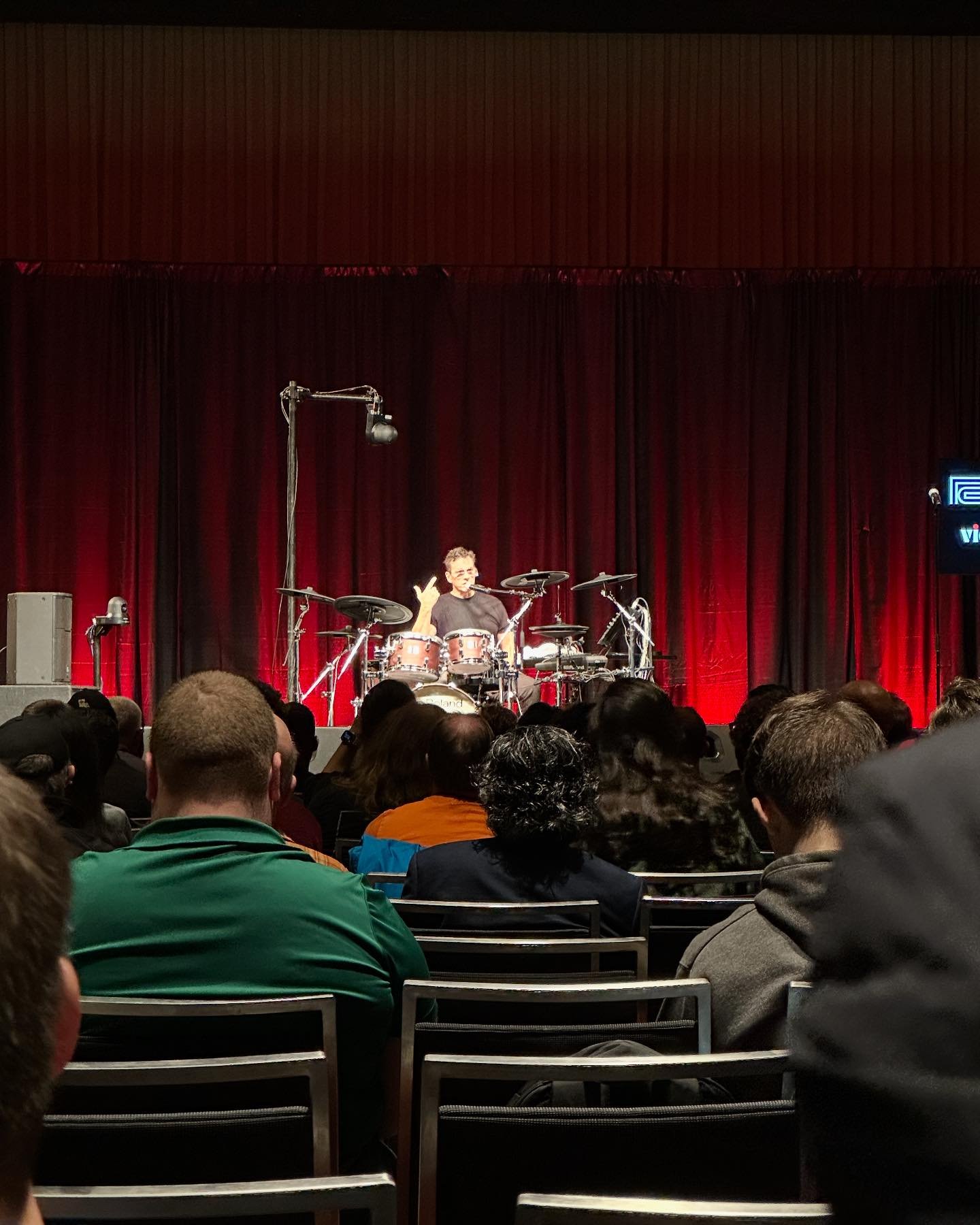 Another #pasic in the books! 1) @thomaslangdrum showing us how easy it is.
2) @jmlazar21 approving the quarters.
3) @drummermikeclark throwing down in the Westin Lobby.
4) @michael_bahan &amp; myself trying to contain our excitement while in proximit