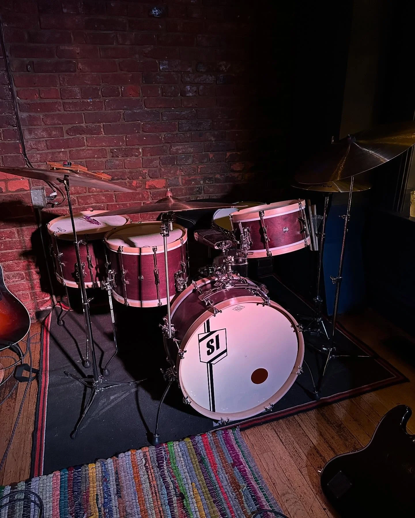 Got a set of wood hoops from Josh over at @inde_drum.  Shaved even more weight off the kit &amp; still getting a focused, warmer sound!  More videos to come from the studio of this &amp; some other kits.  Spring has sprung &amp; live gigs are back! #