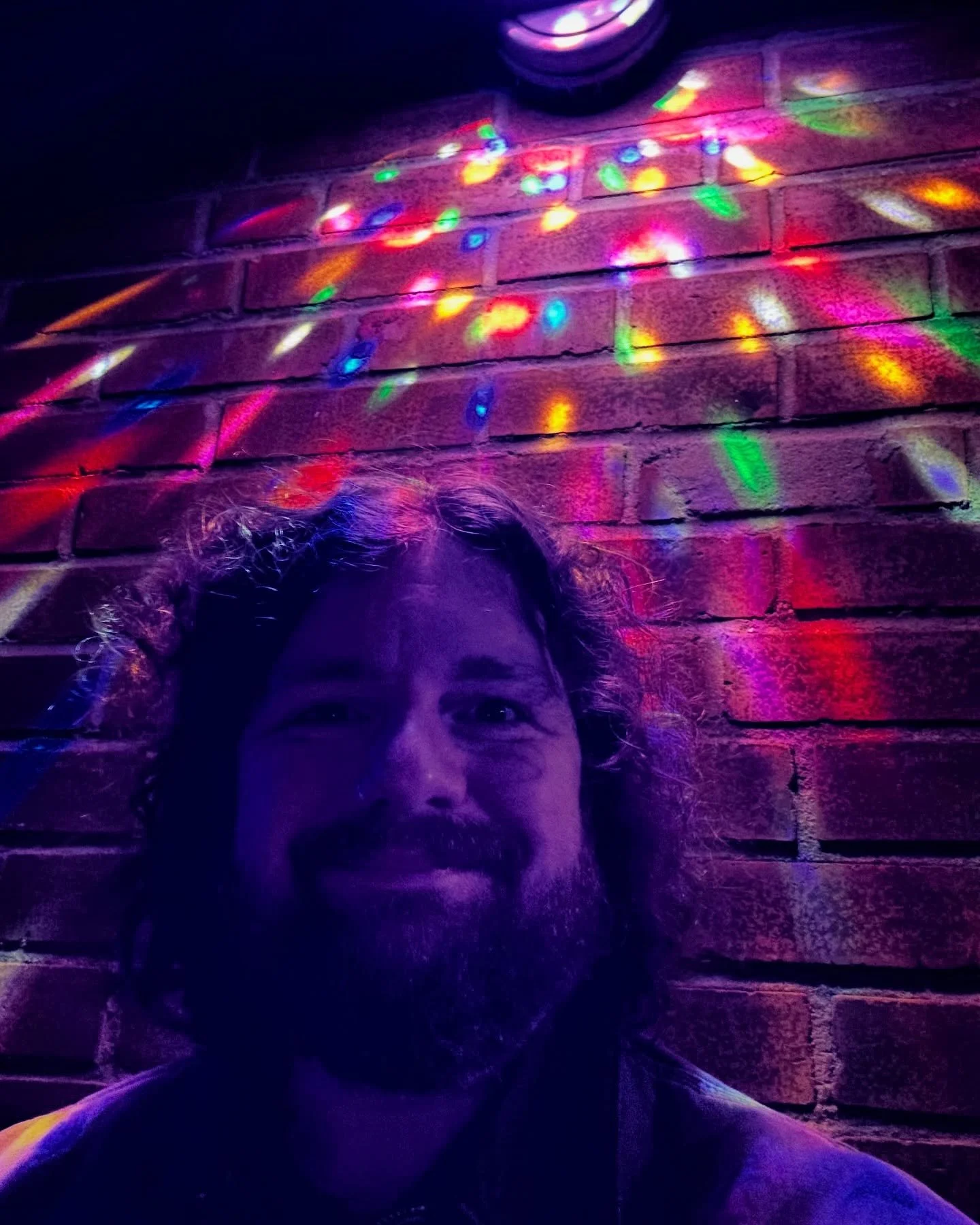 Last night was the best show I&rsquo;ve ever played with @mrbobbystevens. Worthy of its own post in fact! Thanks to everyone who came out to @popsbluemoon. Special thanks to @nickgusman.music &amp; @_sam_golden_ for making it magical.🪄 Go support a 