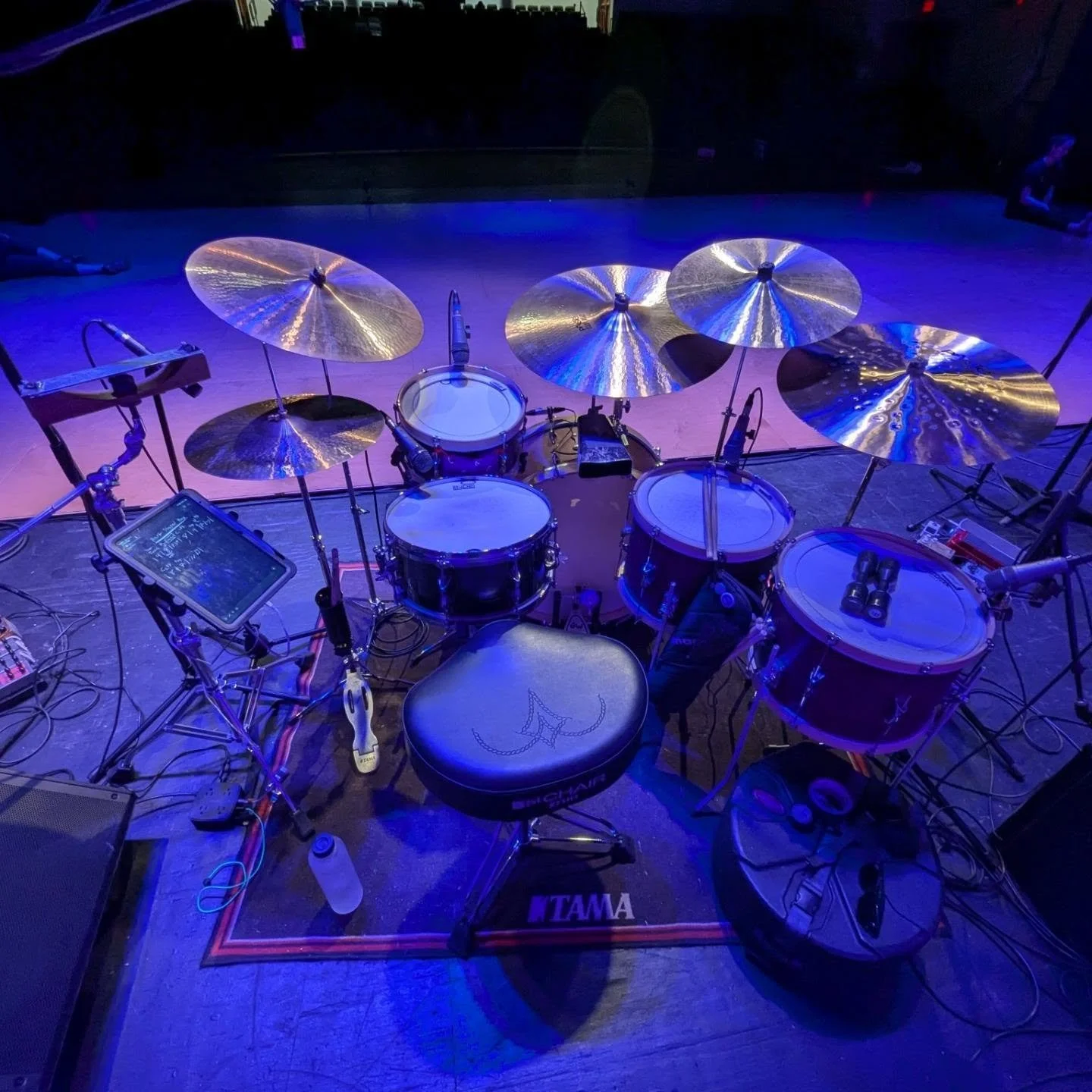 Setup for @stlrhythmcollaborative's show, Cover Stories!  With one Zeppelin cover on the setlist, I decided to take that sound &amp; run with it. Lotta @paistecymbals Giant Beats &amp; brought out the big @inde_drum 24"x10" kick.

Shows are