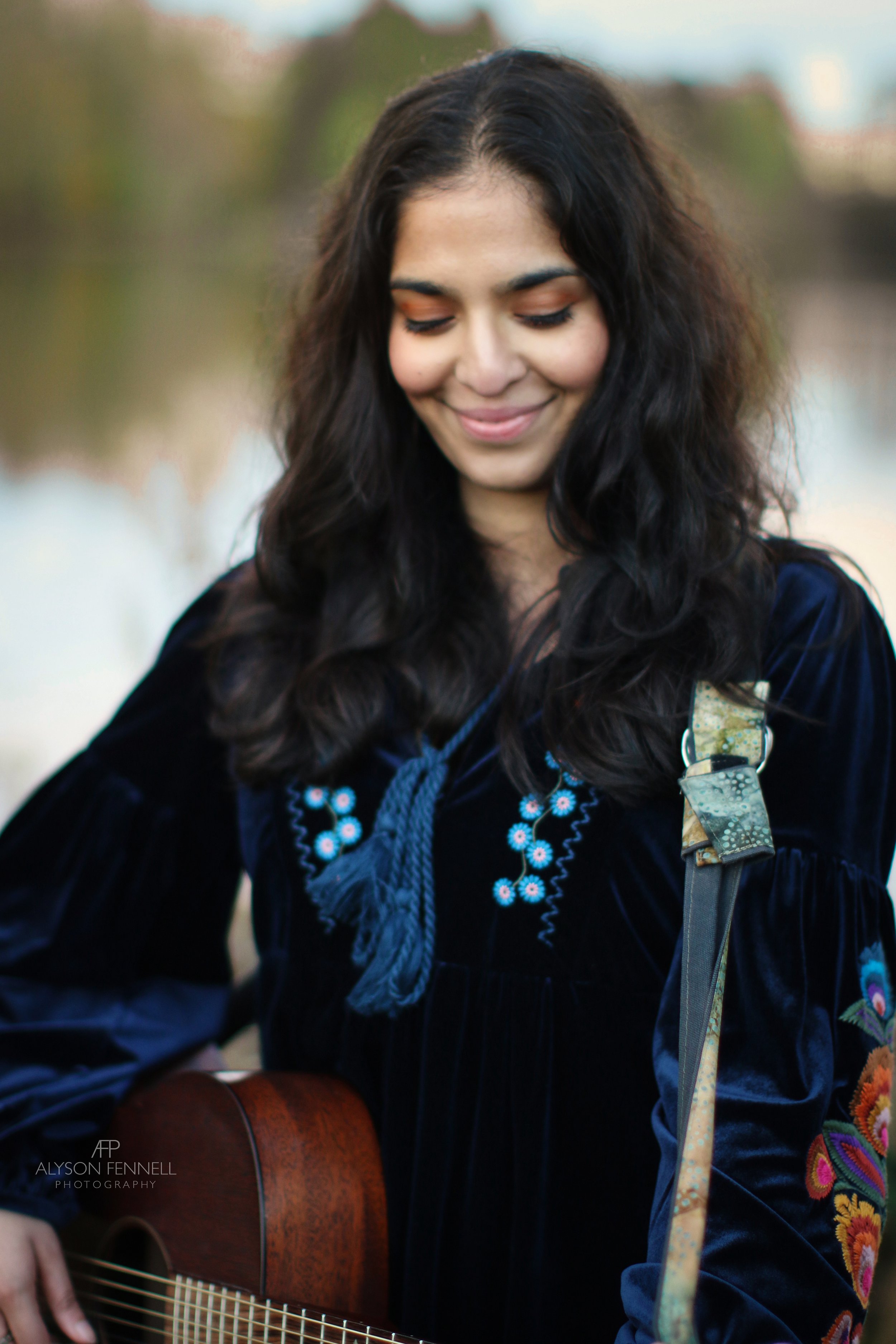 Folk Singer Songwriter, Aayushi